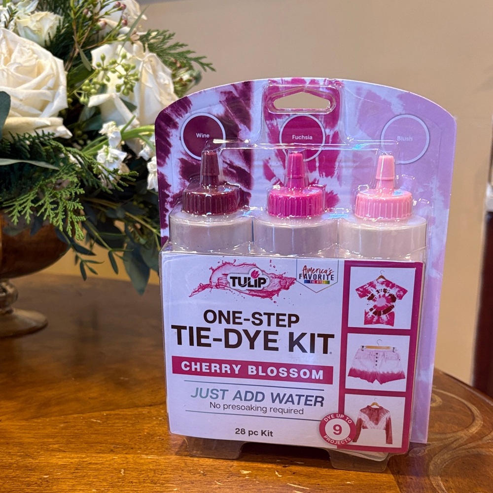 Tulip Cherry Blossom Tie-Dye Kit for Kids - Pink and Red